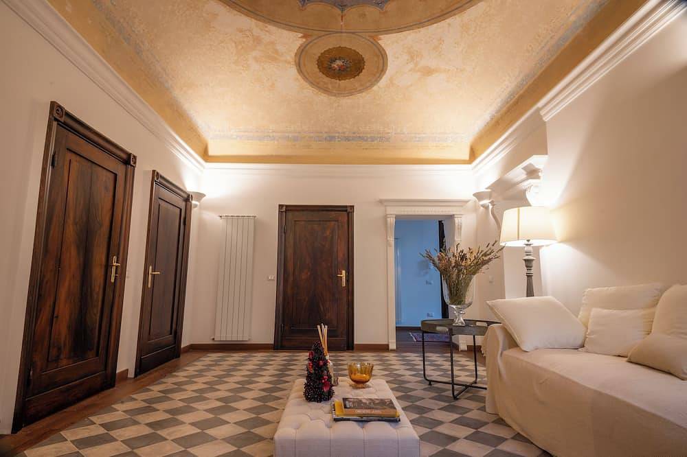 Entire apartment, Scappo in Umbria, Residenza Monaldeschi in Orvieto, Terni Province