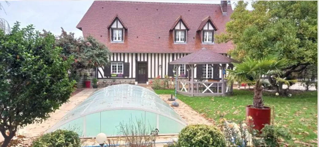 Alojamiento y desayuno para 2 personas, con jardín además de piscina y terraza - 1
