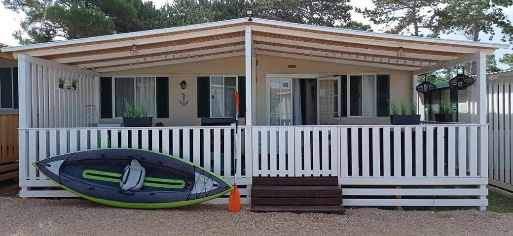 Camping für 6 Personen, mit Terrasse in Privlaka