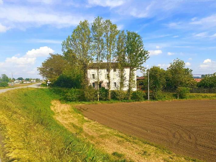 Bed and breakfast per 4 persone, con giardino - 1