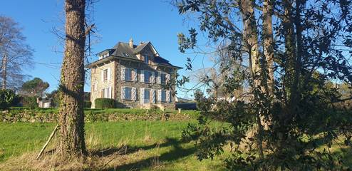 Chambre d’hôte pour 2 personnes, avec jardin à Plougrescant