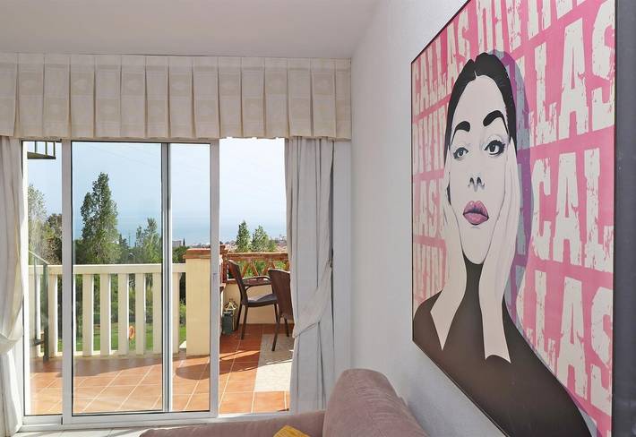 Ganze Wohnung, Rooftop Paradise Apartment mit Meerblick, Pool, Wlan, Klimaanlage, Terrasse und Garten in La Capellania, Benalmádena