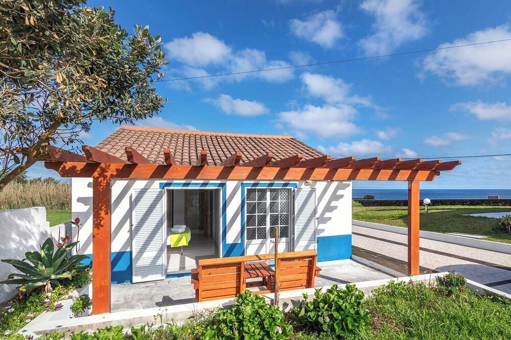 Casa vacanza a Mosteiros a partire da 193€ a notte