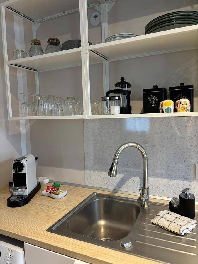 Gîte pour 2 personnes, avec terrasse à Rillieux-la-Pape - 2