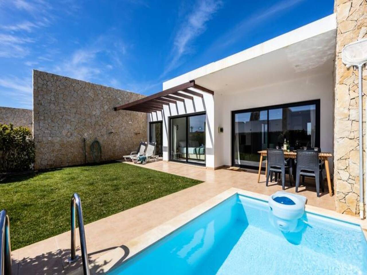 Apartamento inteiro, Apartamento de férias para 4 pessoas com terraço in Sagres, Parque Natural do Sudoeste Alentejano e Costa Vicentina