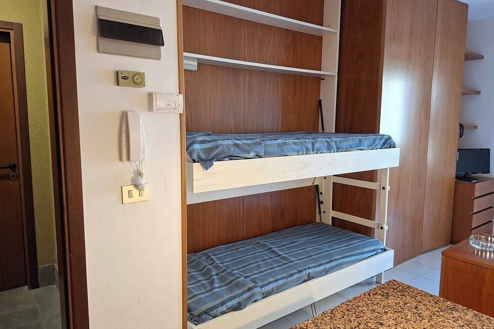 Appartement entier, Punta Ala: Studio Apartment with Ocean View - Climate - Parking Space - Beaches in Punta Ala, Castiglione della Pescaia