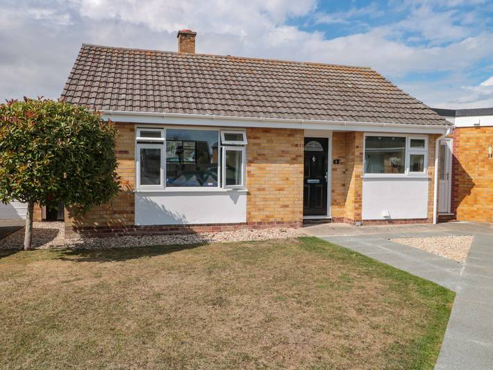 Holiday rental for 4 people, with garden in Burnham on Sea & Highbridge