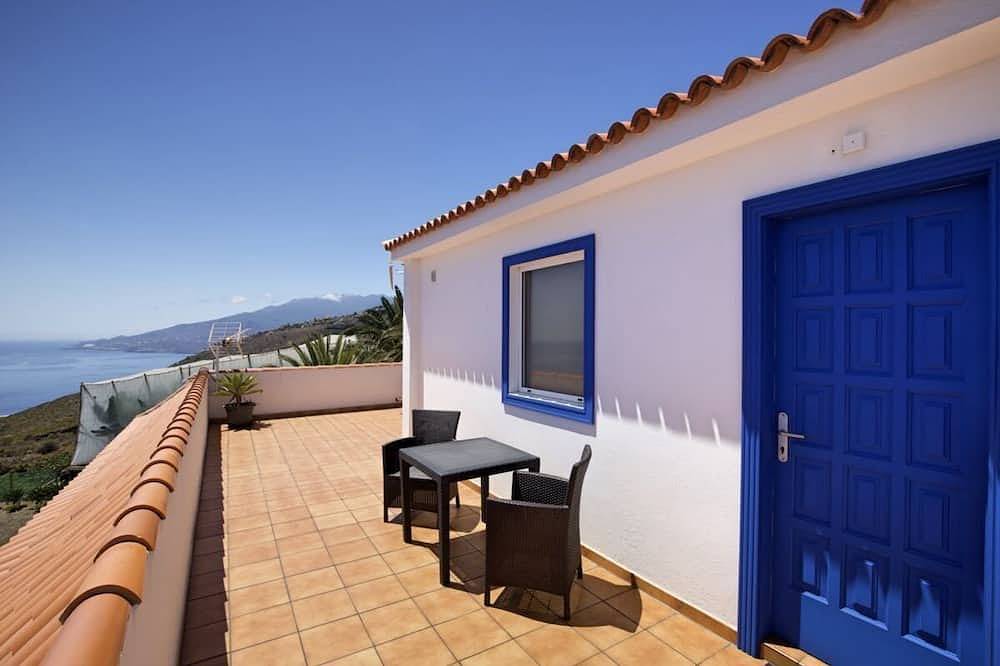 Apartamento entero, Dream view 800m to the sea. Top location to the highlights of the east side in Puntallana, La Palma Norte