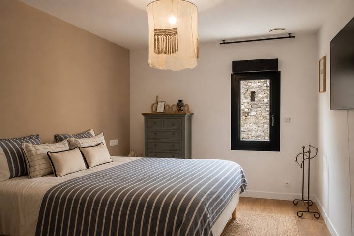 Ferienhaus für 8 Personen mit Pool in Connaux, Nimes und Umgebung