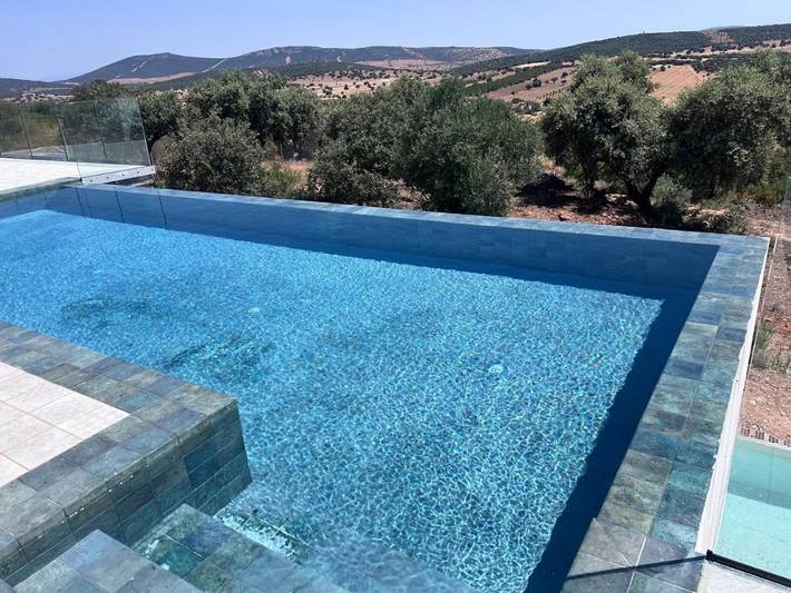 Casa rural para 18 personas, con jardín además de piscina y vistas, Se admiten mascotas en Provincia de Ciudad Real - 2