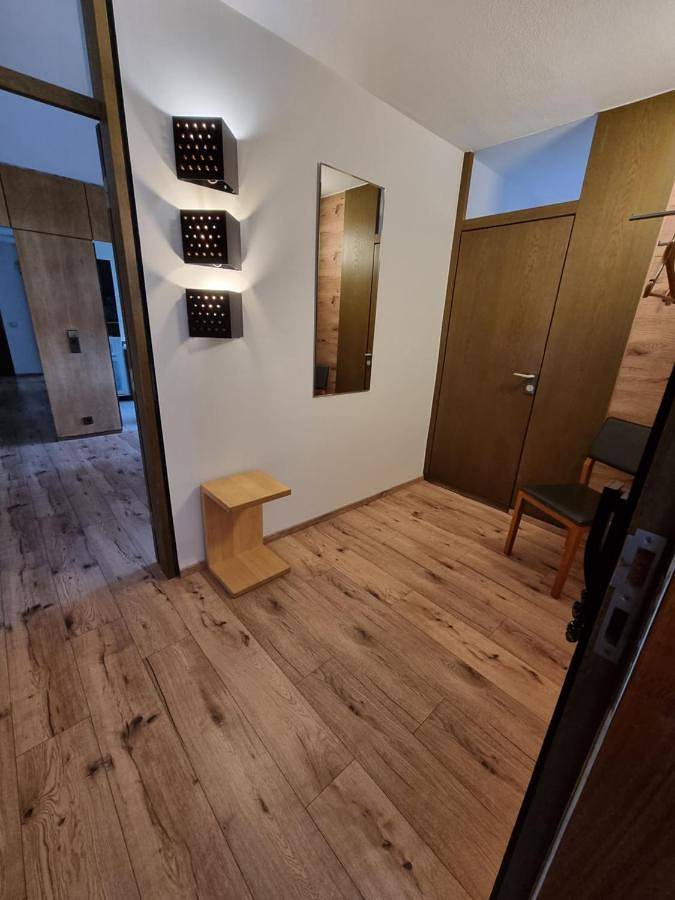 Ganze Wohnung, Wohnzeit Stuttgart in Hedelfingen, Stuttgart