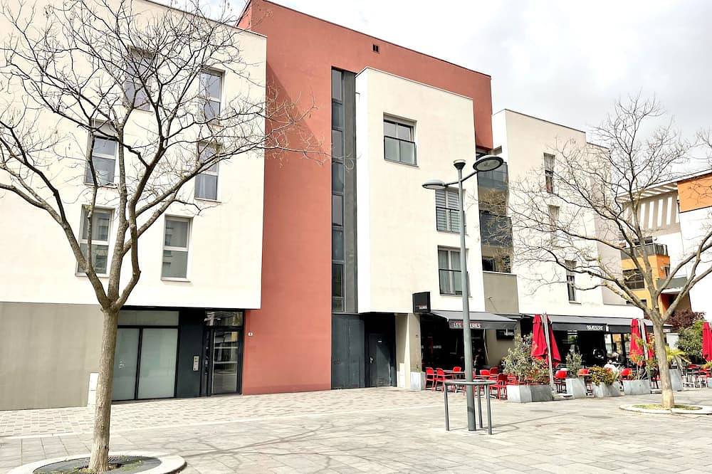 Apartamento entero, Le Métropolitain - Grand studio coeur Tassin et gare in Tassin-la-Demi-Lune, Ródano