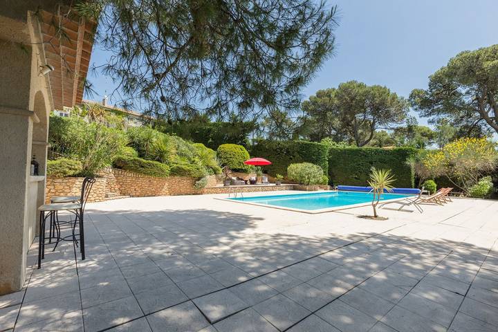 Location de vacances pour 14 personnes, avec terrasse ainsi que jacuzzi et jardin, animaux acceptés à Fabrezan - 3