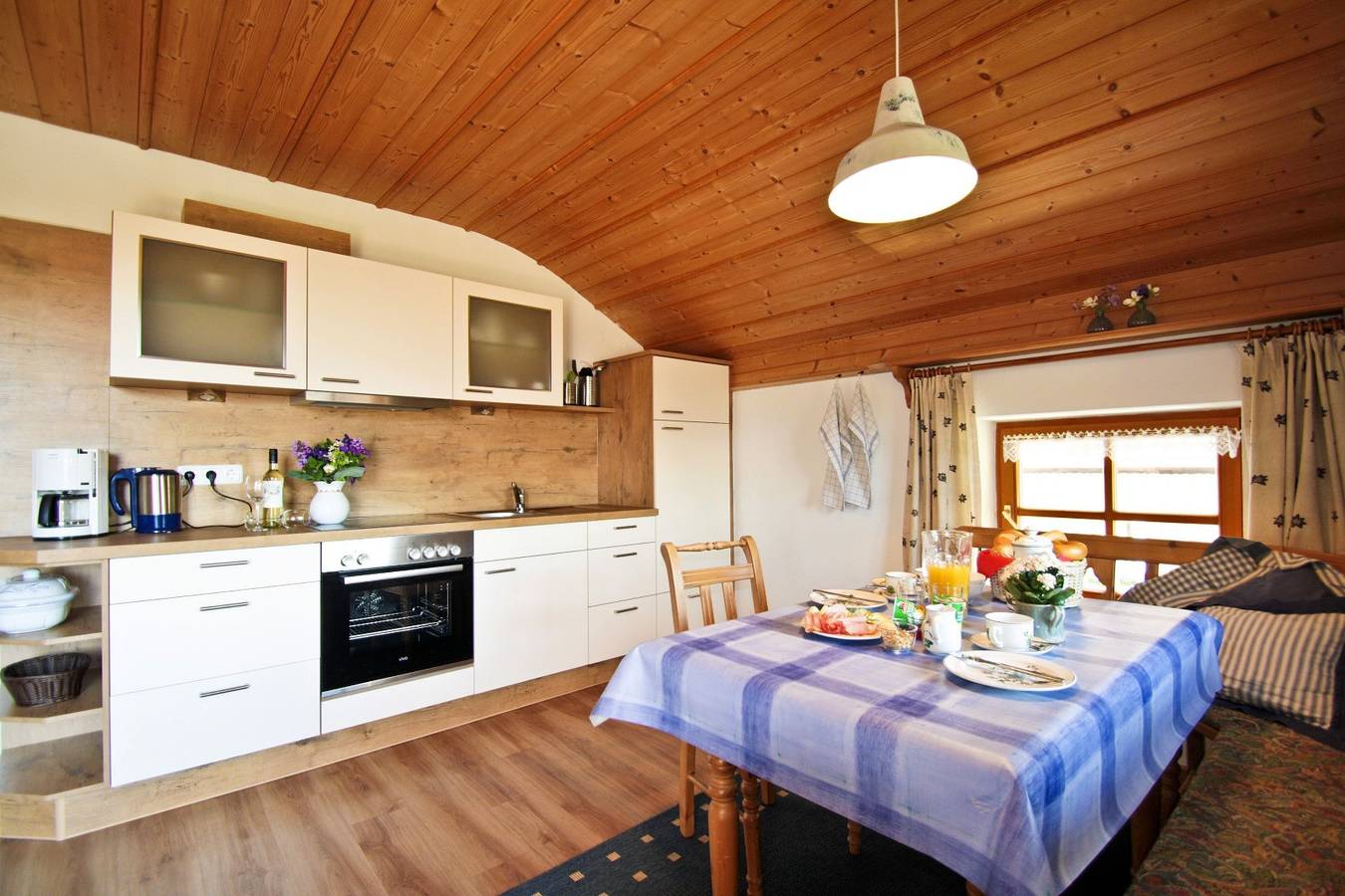 Geheel vakantieappartement, Beim Wagner - holiday flat in Nußdorf, Chiemsee