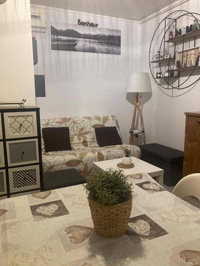 Apartamento de vacaciones para 3 personas, con balcón y vistas - 1