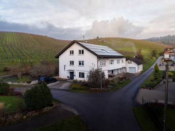 Ferienwohnung für 8 Personen, mit Balkon in Durbach