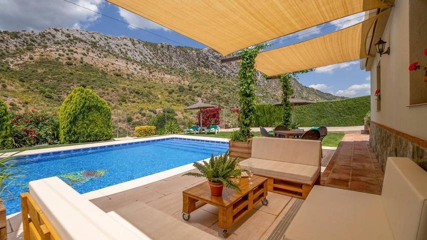 Casa rural para 10 personas, con Terraza además de Jardín y Piscina en Benaoján - 3