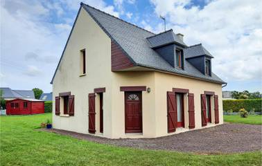 Gîte pour 7 personnes, avec jardin à Plourivo