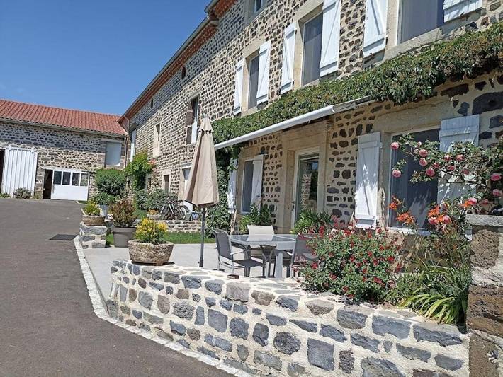 Chambre d’hôte pour 2 personnes, avec Terrasse et Jardin à Siaugues-Sainte-Marie
