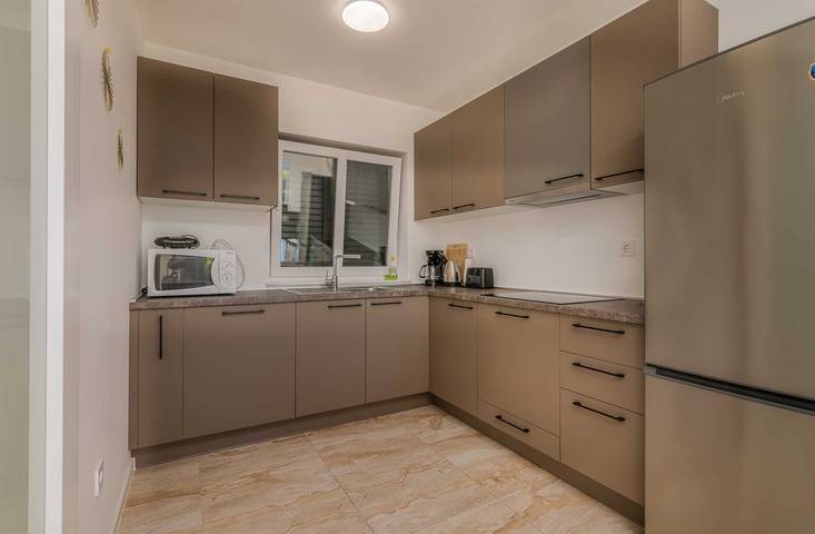 Ganze Wohnung, Apartment Martina 1 im Erdgeschoss in Malinska-Dubašnica, Krk
