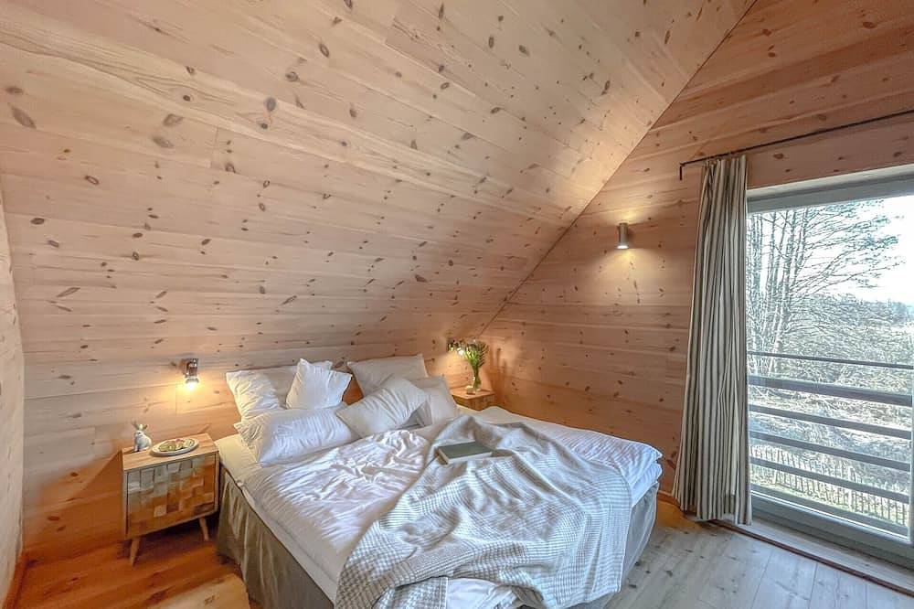 Traumhaff® Lauschiges Küstenchalet ganz aus Lärchenholz mit Kamin & Sauna Ostsee in Vogelsang-Warsin, Vorpommern Greifswald