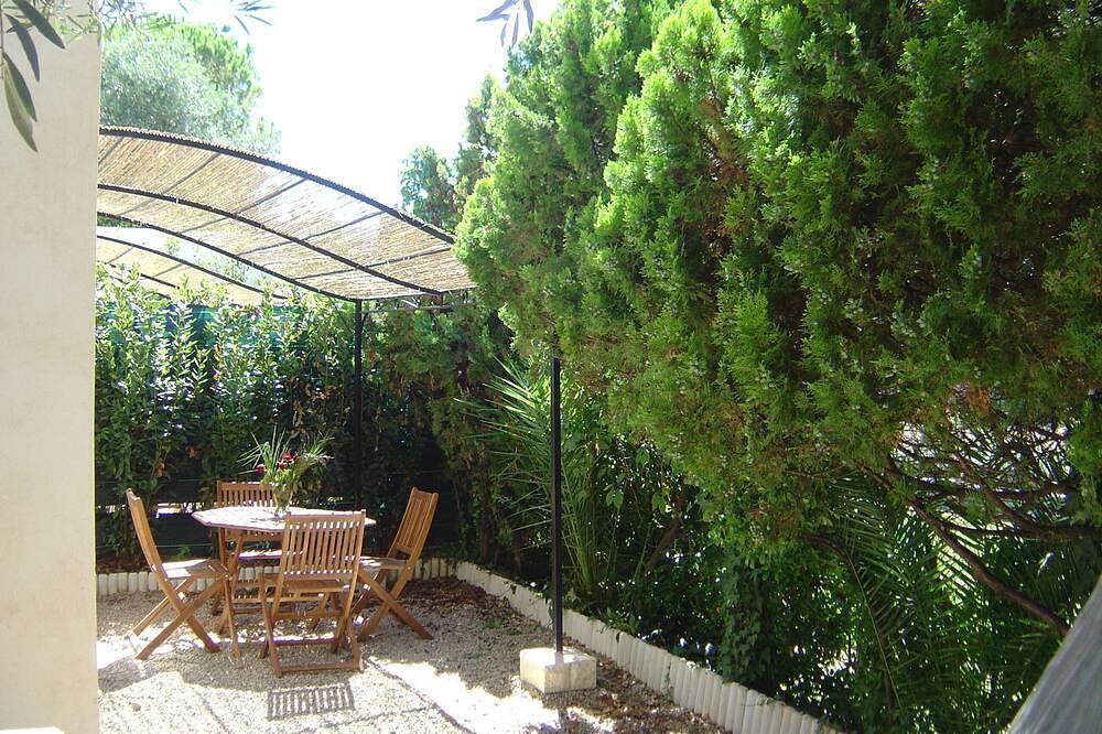 Ganze Wohnung, Neue Anzeige - Hervorragende helle Maisonette mit Garten in Antibes, Provence Azur. in Antibes, Cannes und Umgebung