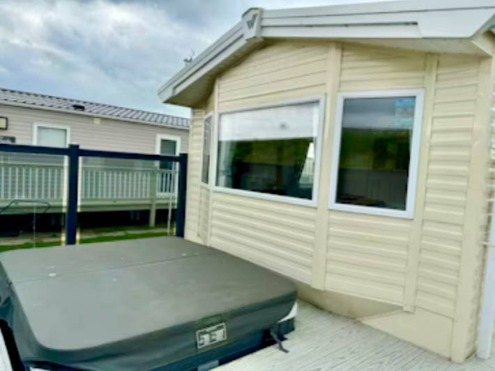 Ferienanlage für 6 Personen, mit Balkon/Terrasse und Whirlpool in England - 4