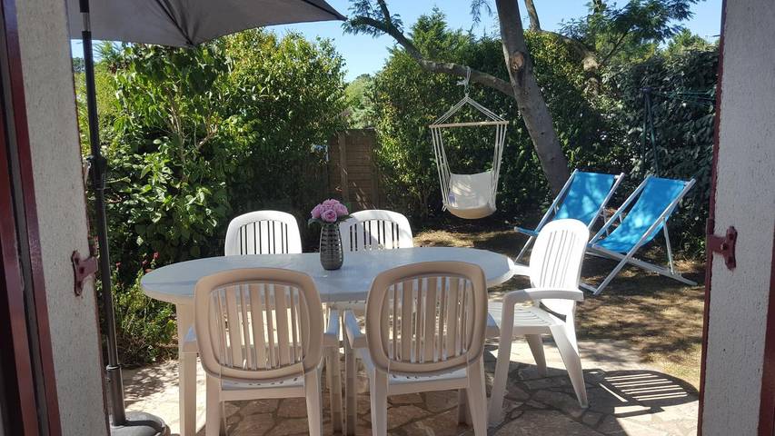 Gîte pour 3 personnes, avec terrasse ainsi que piscine et jardin à Saint-Gildas-de-Rhuys - 3