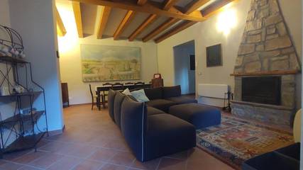 Holiday Rental for 14 People in Loiano, Bologna Province, Photo 4