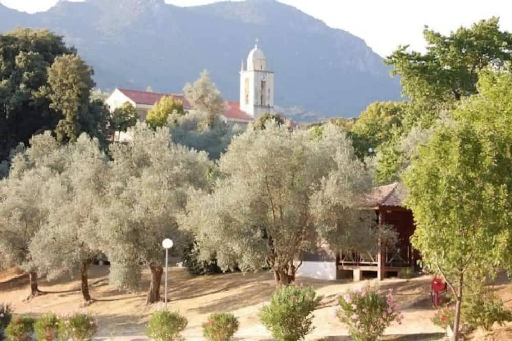 Gites 4/5 pers. in Grosseto-Prugna in Corsica between sea and mountains in Grosseto-Prugna, Ajaccio und Umgebung