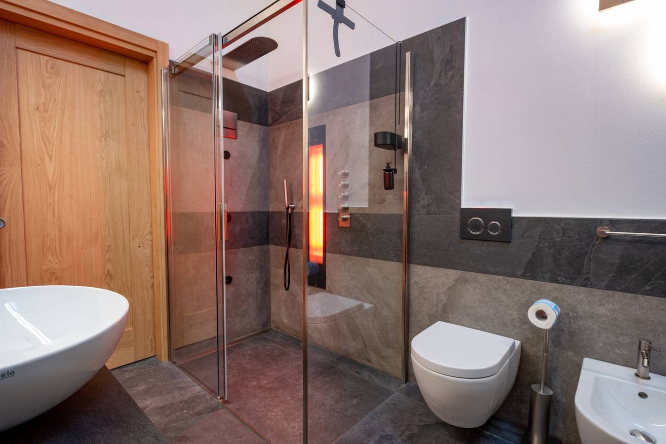 Ganze Wohnung, Casera Cal De Mez Sora - Wellness Chalet in Chies d'Alpago, Südliche Karnische Alpen