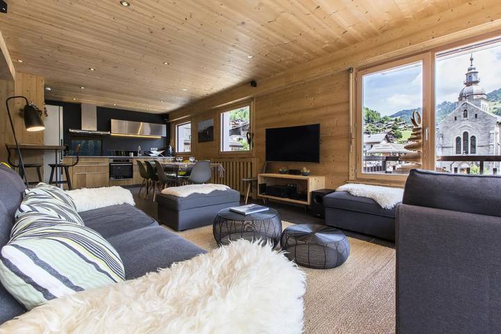 Gîte pour 10 personnes, avec balcon dans Office de Tourisme du Grand Bornand - 2