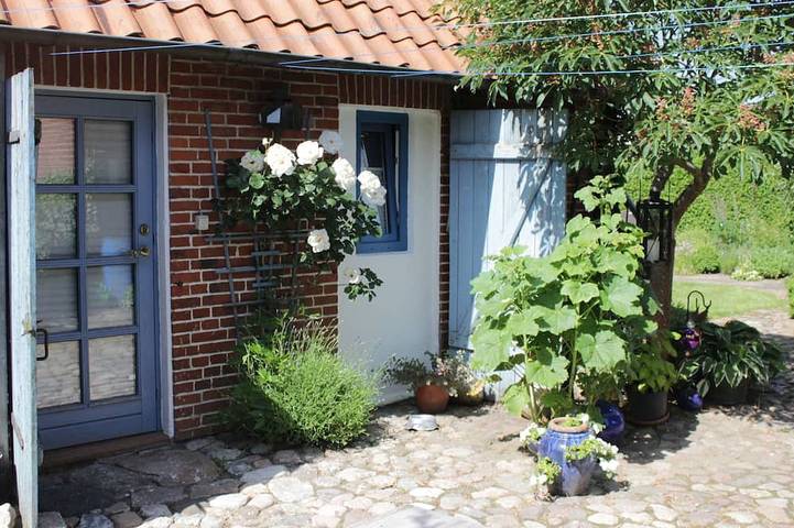 Ferienhaus für 2 Personen, mit Garten und Terrasse in Winnemark
