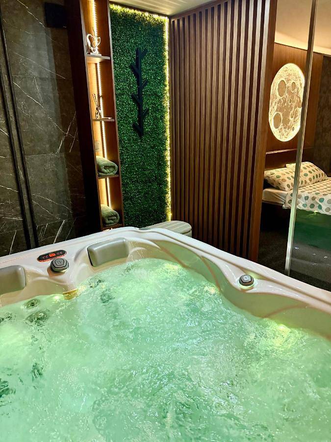 Appartement de vacances pour 4 personnes, avec terrasse et jacuzzi - 1