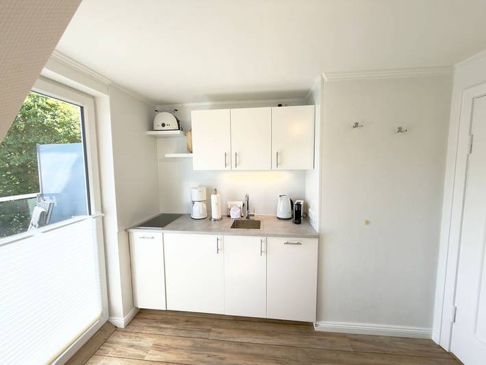 Ganze Wohnung, Ruhig gelegene Ferienwohnung mit zwei Zimmern am Rande von Wenningstedt in Nordfriesische Inseln (Schleswig-Holstein) (Schleswig-Holstein), Wenningstedt