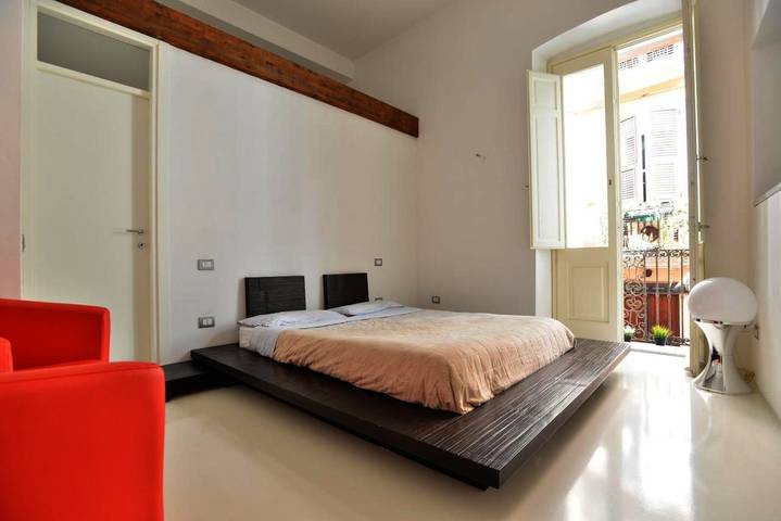 Ferienwohnung für 4 Personen, mit Balkon und Whirlpool sowie Pool und Ausblick