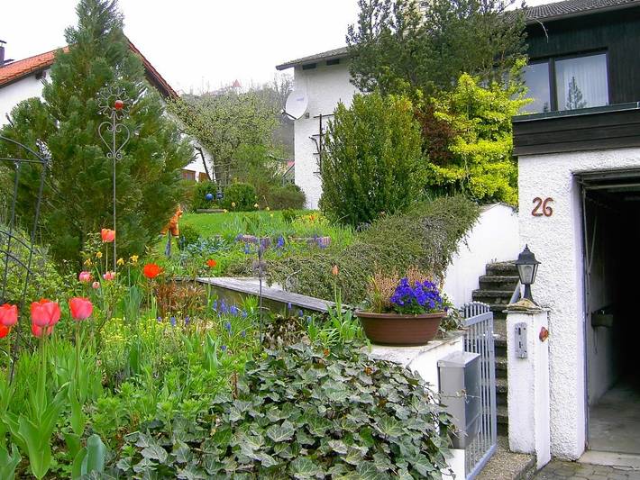 Ferienwohnung für 3 Personen, mit Balkon/Terrasse und Terrasse sowie Garten in Beilngries