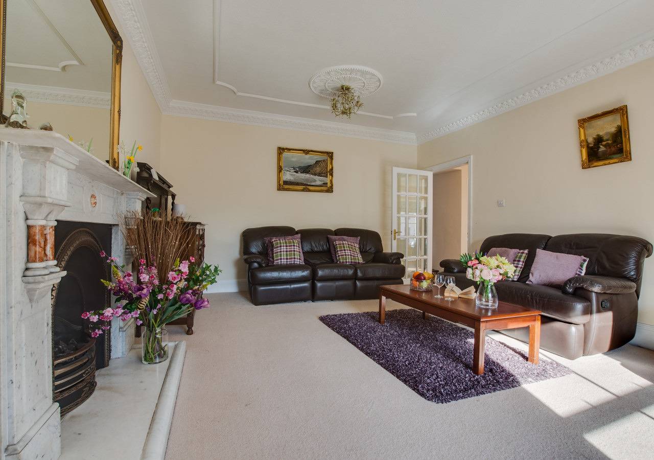 Entire apartment, Gower House in Tenby, Pembrokeshire