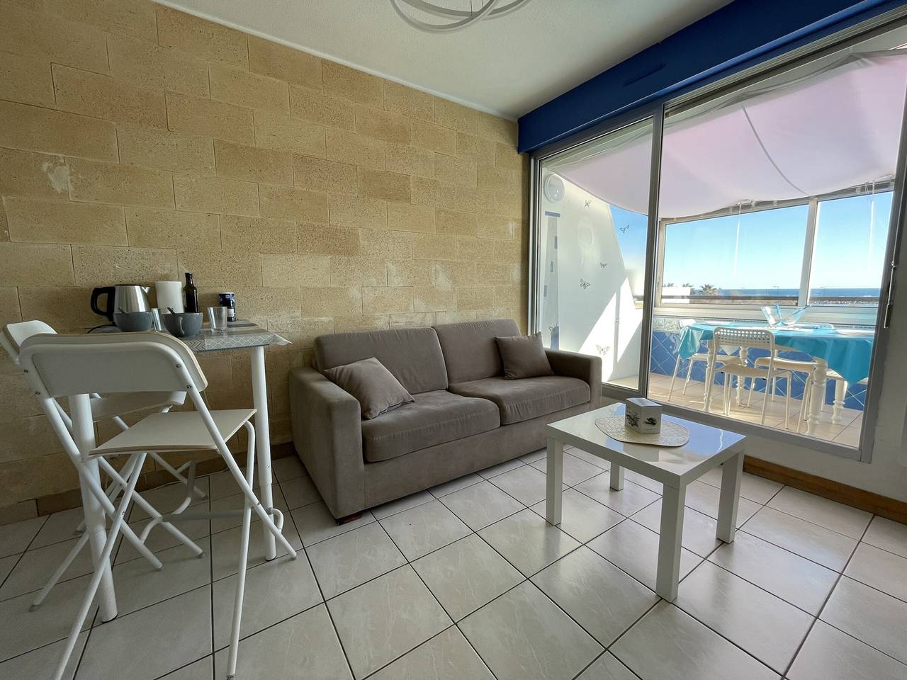 Studio entier, Studio à Sète avec vue mer, parking privé, proche plages et commerces in Sète, Côte d'Améthyste