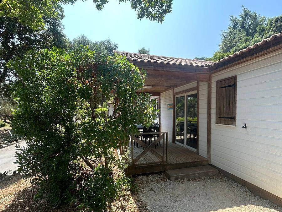Camping Le Parc des Chênes - Chalet 6 personen - Klimatisiertes Chalet 3 Zimmer in La Croix-Valmer, Draguignan Region