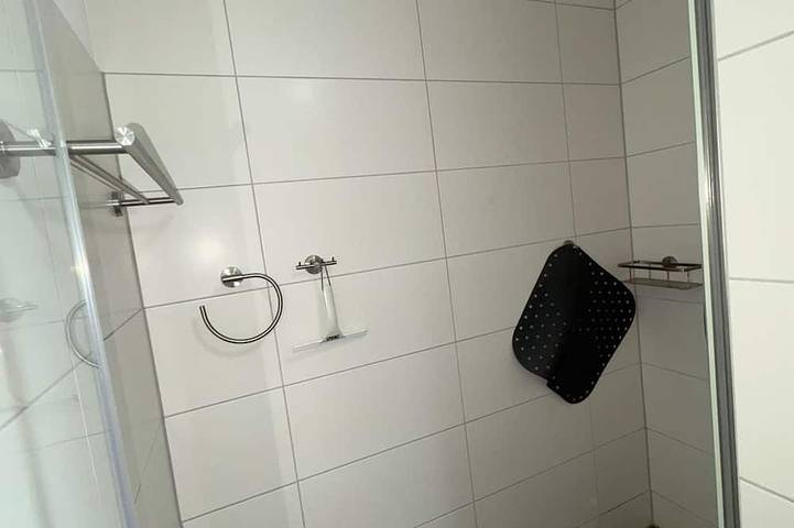 Ganze Wohnung, See-Nähe & Garten: Familienfreundliche Fewo in Moos-Weiler für lange Aufenthalte in Moos, Untersee