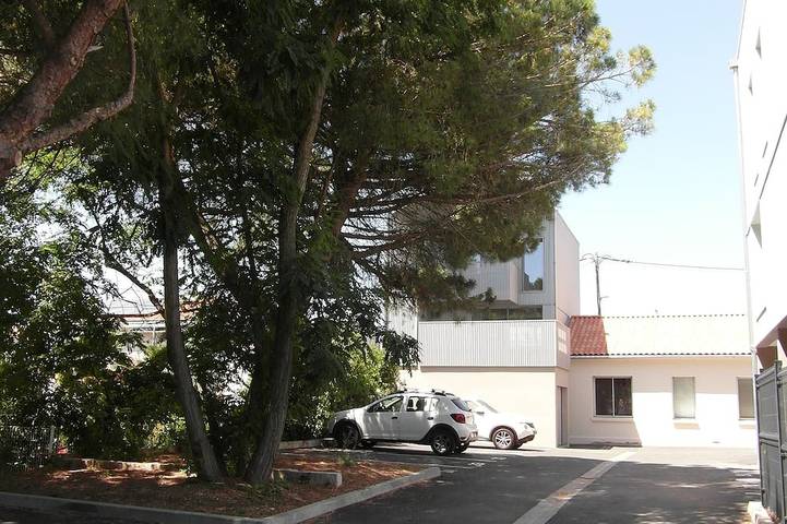 Gîte pour 4 personnes, avec terrasse dans Stade Marcel Deflandre - 4
