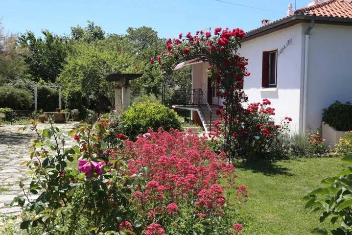 Gîte pour 5 personnes, avec Balcon ainsi que Terrasse et Jardin
