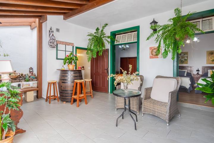 Ferienhaus für 4 Personen, mit Garten und Balkon - 1