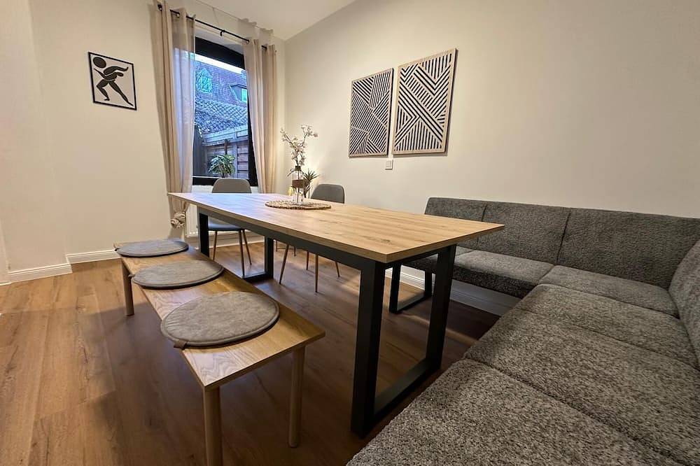 Reihenhaus in Lüneburg für Teams | 5 Schlafzimmer | bis 10 Betten in Lüneburg, Nordheide