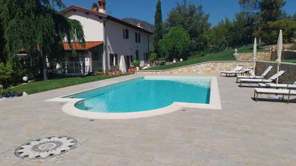 Gîte pour 6 personnes, avec jardin ainsi que piscine et vue à Prato