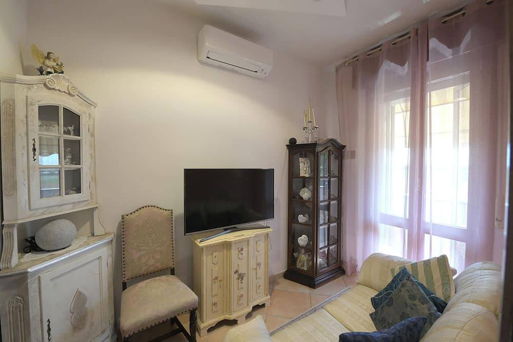 Firefly: Villa: A cozy retreat surrounded by nature, just 10 minutes from downtown Modena. in Modena, Modena Provinz