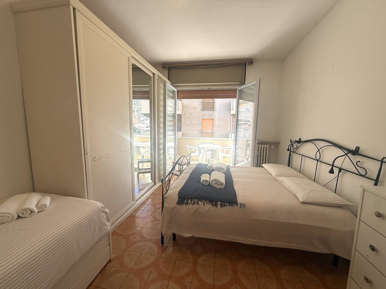 Appartamento intero, Casa spaziosa in centro con terrazza abitabile in Andora, Riviera di Ponente