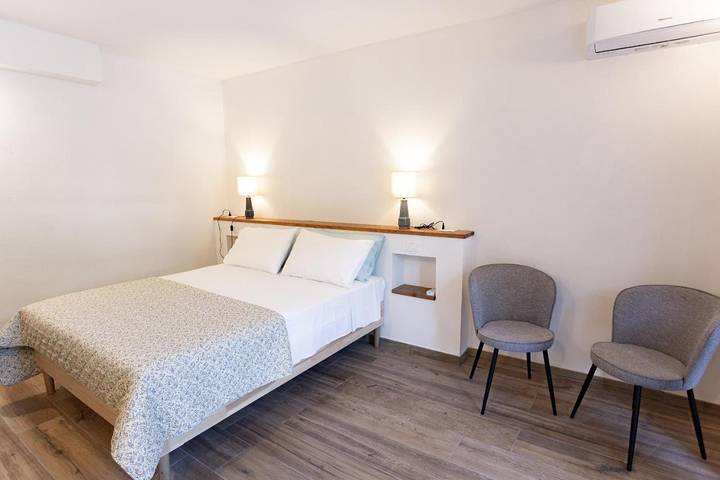 Ferienhaus für 3 Personen, mit Terrasse und Garten in Torbole