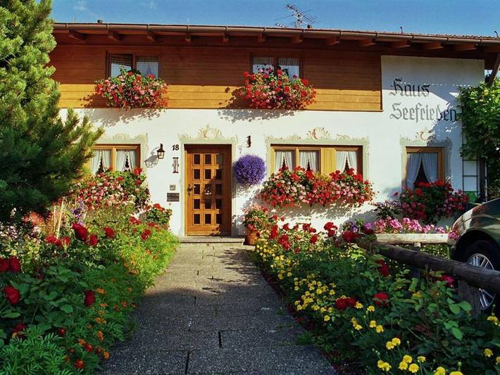 Ganze Ferienwohnung, Gästehaus Schönblick - Ferienwohnung Edelweiß in Bad Bayersoien, Bayerische Alpen